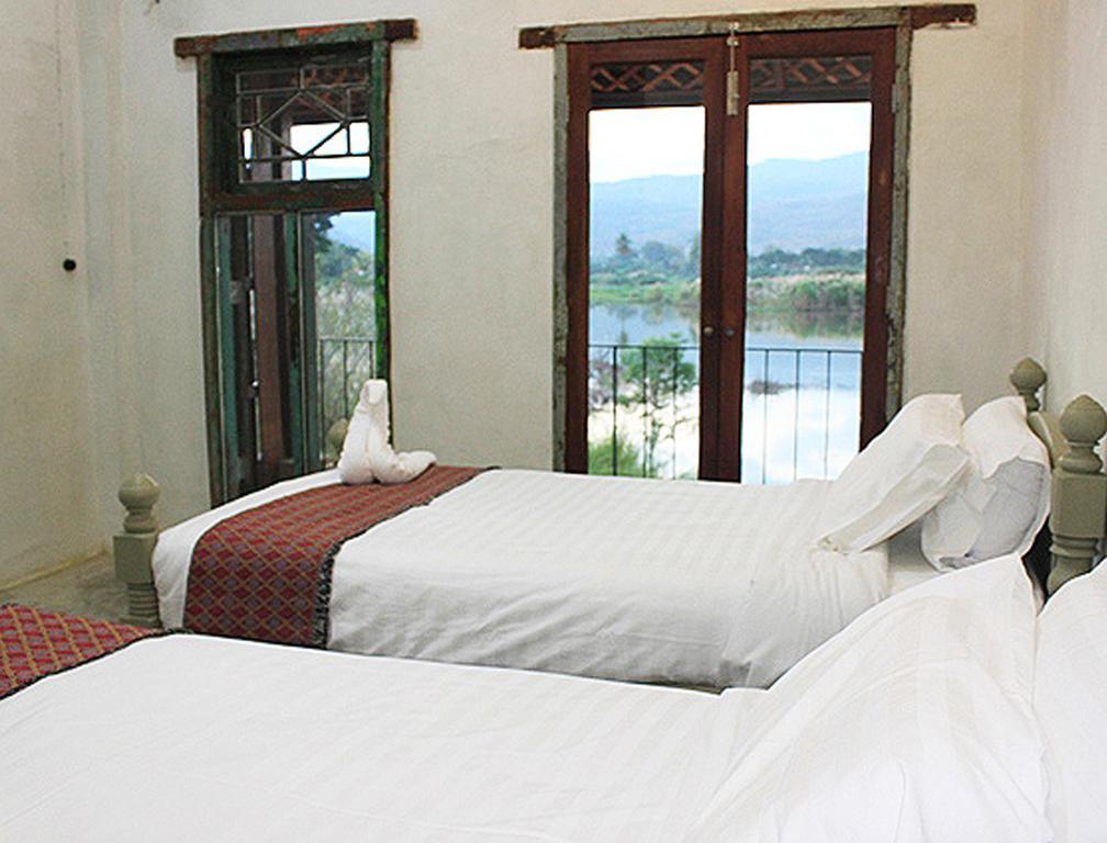 Phu-Anna Eco House Hotel Hot Quarto foto