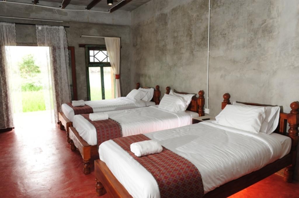 Phu-Anna Eco House Hotel Hot Exterior foto